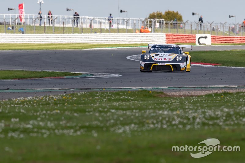 #99 ROWE Racing Porsche 911 GT3 R: Dennis Olsen, Dirk Werner, Matt Campbell