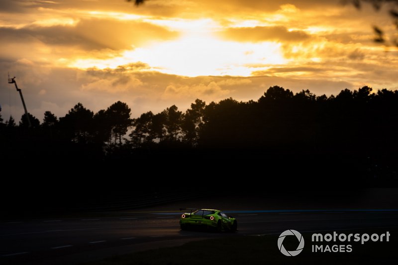 #57 CarGuy Racing, Ferrari 488 GTE: Takeshi Kimura, Kei Cozzolino, Come Ledogar