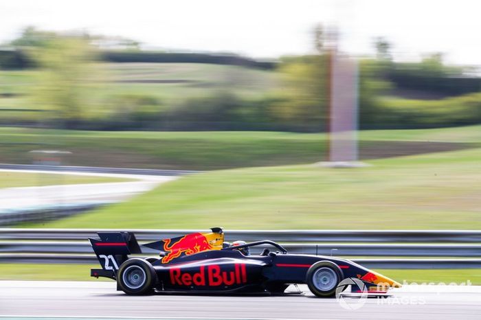 Juri Vips, Hitech Grand Prix