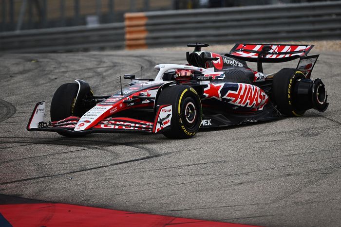 Esteban Ocon, Haas F1 Team crash
