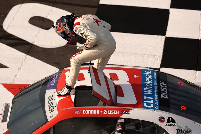Connor Zilisch, JR Motorsports Chevrolet
