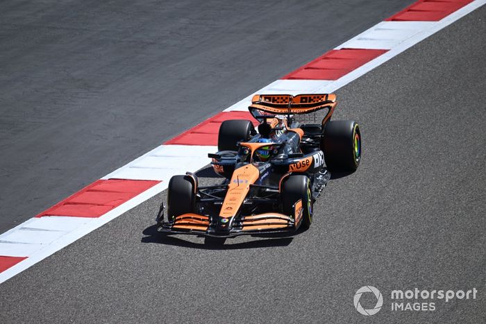 Oscar Piastri, McLaren MCL38 