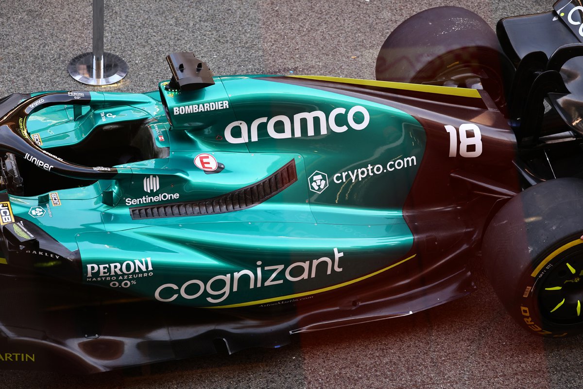 Aston Martin AMR22 bodywork detail