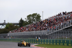 Kevin Magnussen, Renault Sport F1 Team