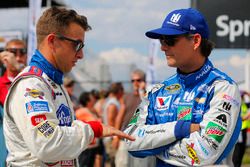 A.J. Allmendinger, JTG Daugherty Racing Chevrolet, Jeff Gordon, Hendrick Motorsports Chevrolet