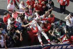 Le vainqueur José María López, Citroën World Touring Car Team, Citroën C-Elysée WTCC