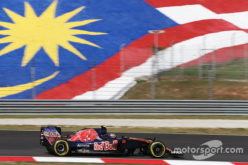 Carlos Sainz Jr., Scuderia Toro Rosso STR11