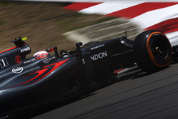 Jenson Button, McLaren MP4-31