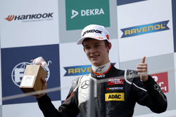 Podium: second place Callum Ilott, Van Amersfoort Racing Dallara F312 Mercedes-Benz