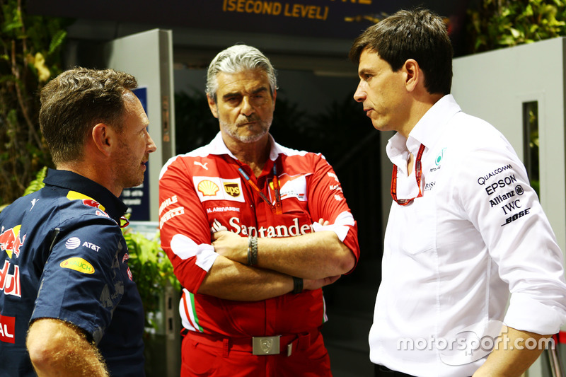 Christian Horner, Red Bull Racing Takım Patronu ve Maurizio Arrivabene, Ferrari Takım Patronu ve Tot