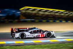 #1 Porsche Team Porsche 919 Hybrid: Timo Bernhard, Mark Webber, Brendon Hartley