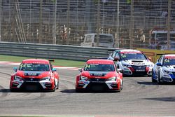 James Nash, Team Craft-Bamboo, Seat León TCR and Pepe Oriola, Team Craft-Bamboo, Seat León TCR