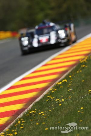 #2 Porsche Team Porsche 919 Hybrid: Romain Dumas, Neel Jani, Marc Lieb