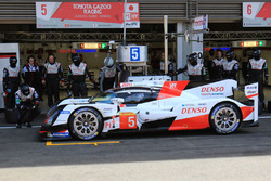 #5 Toyota Racing Toyota TS050 Hybrid: Anthony Davidson, Sテゥbastien Buemi, Kazuki Nakajima