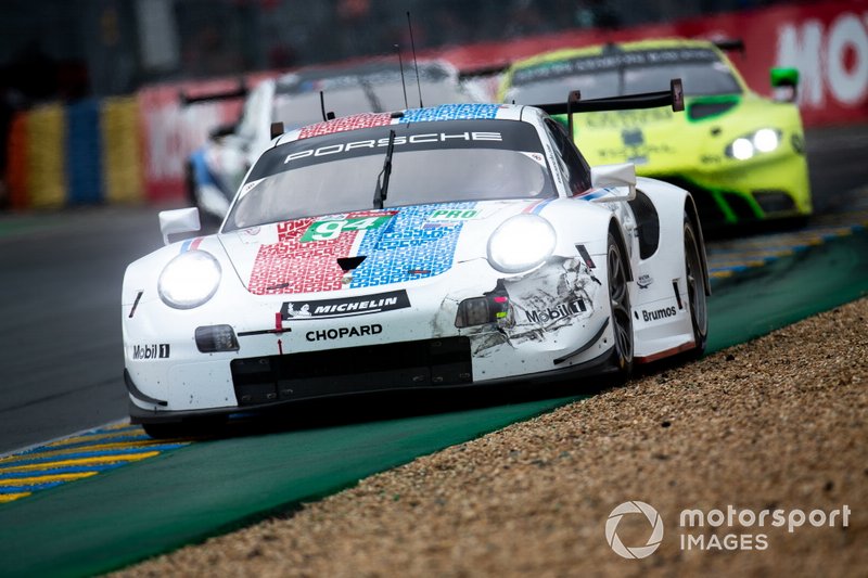 #94 Porsche GT Team, Porsche 911 RSR: Sven Muller, Mathieu Jaminet, Dennis Olsen