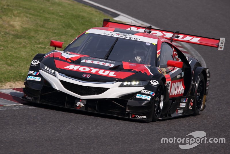 #16 Honda NSX (Mugen) - Hideki Mutoh (JPN/37) & Daisuke Nakajima (JPN/30): Honda-Tuner Mugen setzt auf interessante Fahrer. Mutoh gelang als Zweiter beim IndyCar-Rennen in Iowa 2008 das beste Ergebnis eines Japaners. 2013 übertrumpfte ihn Sato, Mutoh wurde Super-GT-Meister. Sein Teampartner ist Kazuki Nakajimas jüngerer Bruder.