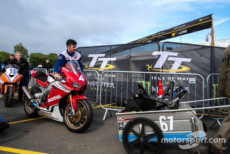 Ian Hutchinson, Honda Racing