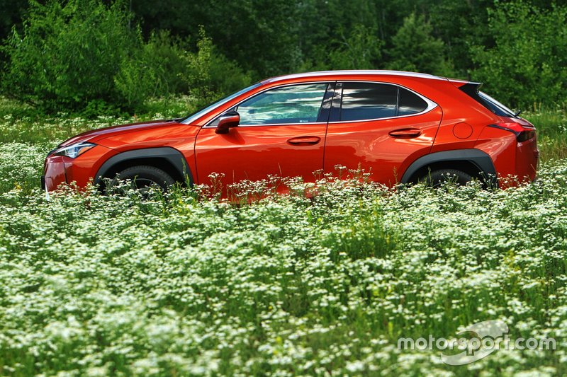Lexus UX