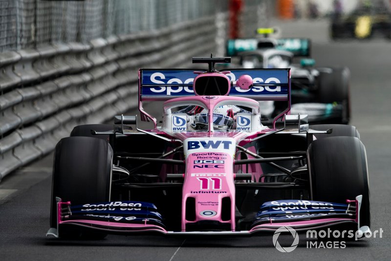 Sergio Pérez, Racing Point RP19, Valtteri Bottas, Mercedes AMG W10