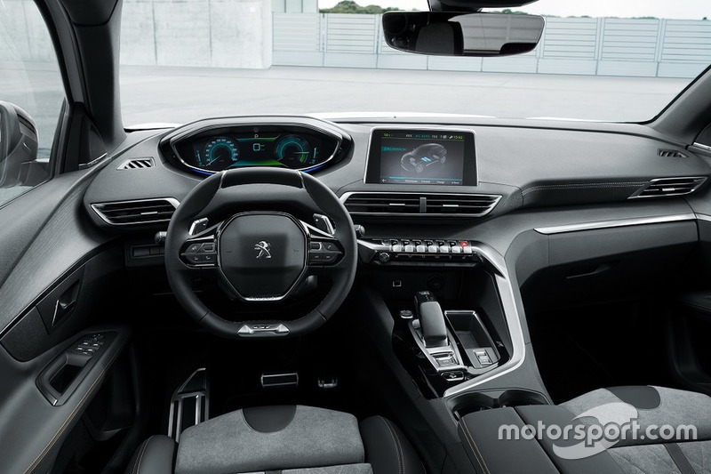 Peugeot 3008 із двигуном Plug-in Hybrid
