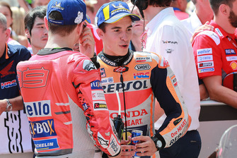 Le poleman Marc Marquez, Repsol Honda Team, le troisième, Jorge Lorenzo, Ducati Team