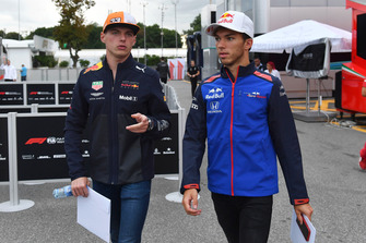 Max Verstappen, Red Bull Racing, Pierre Gasly, Scuderia Toro Rosso