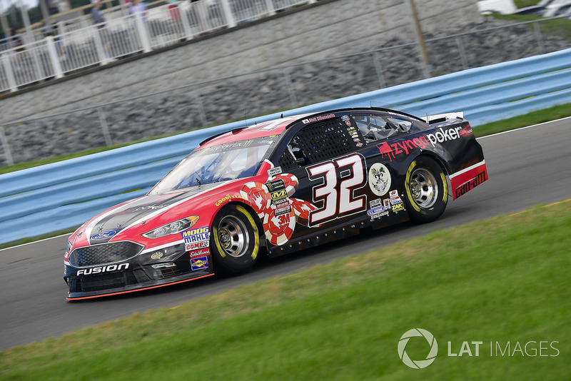 28. Matt DiBenedetto, Go FAS Racing, Ford Fusion Zynga Poker