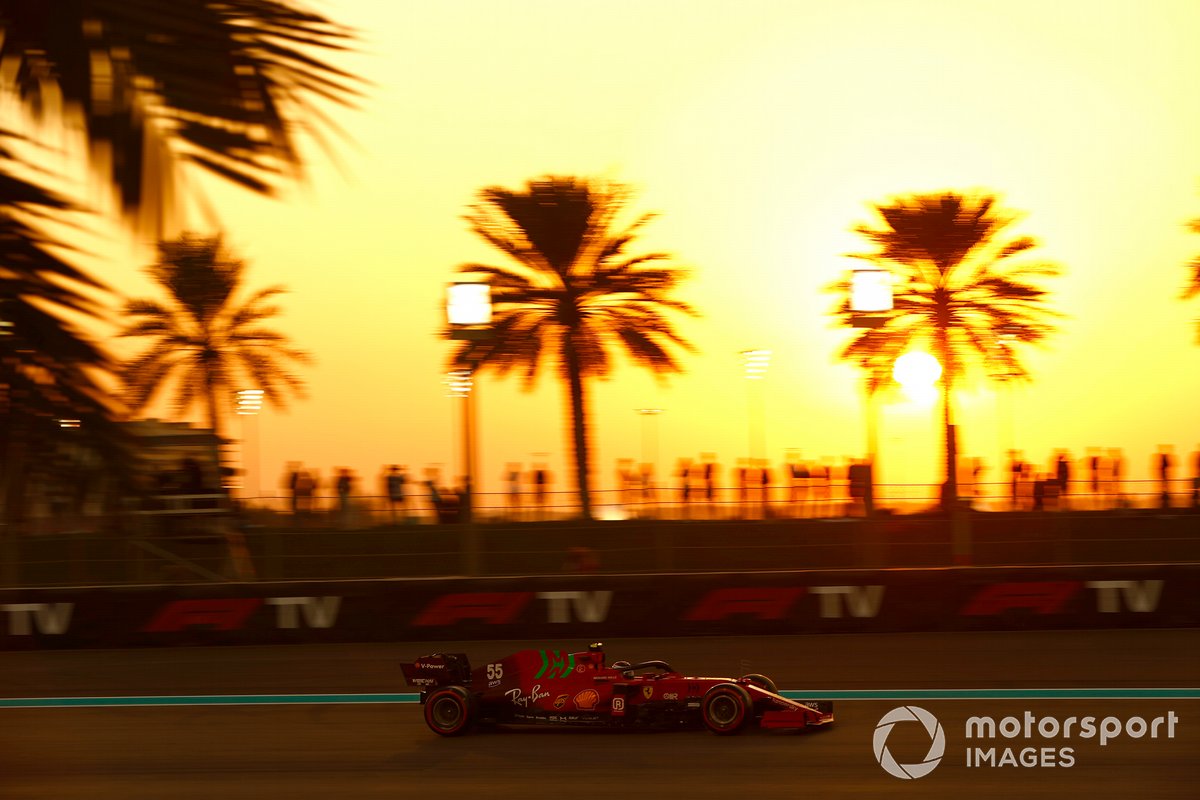 Carlos Sainz Jr, Ferrari SF21