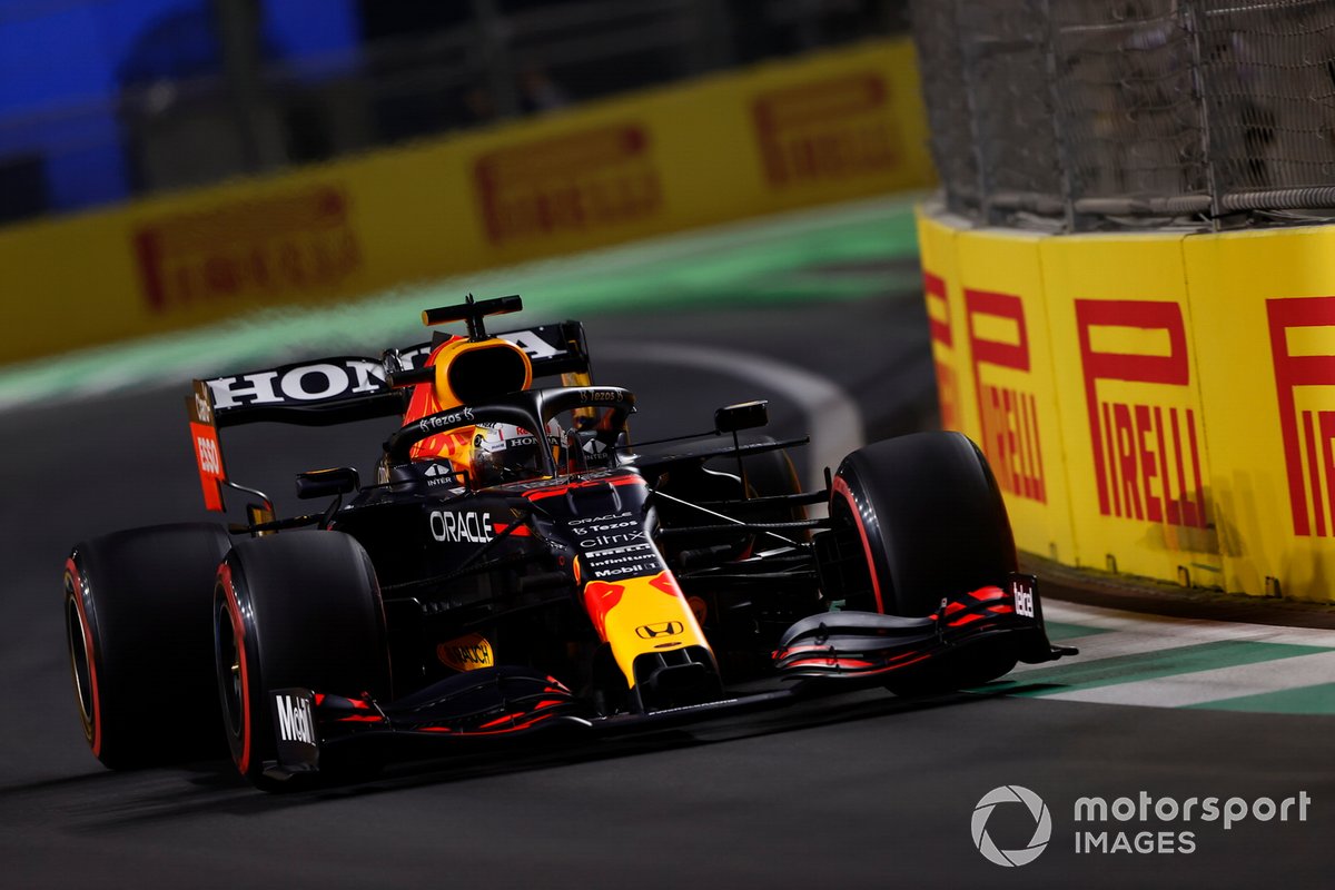 Max Verstappen, Red Bull Racing RB16B