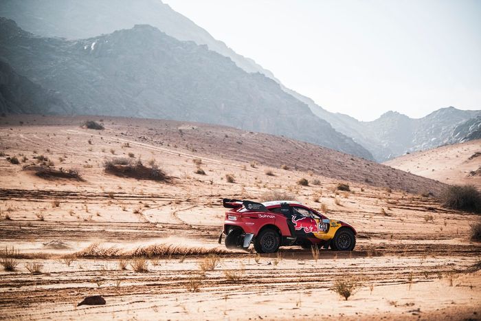 #211 Bahrain Raid Xtreme Prodrive: Sebastien Loeb, Fabian Lurquin