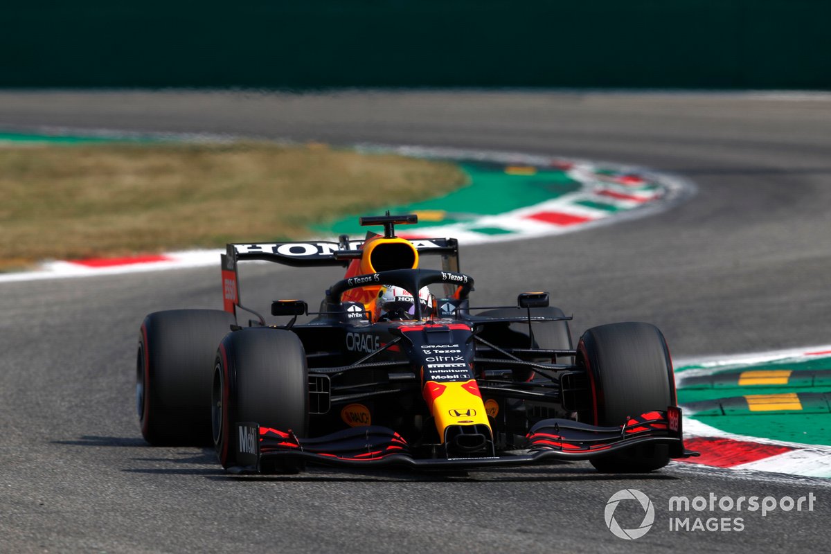Max Verstappen, Red Bull Racing RB16B