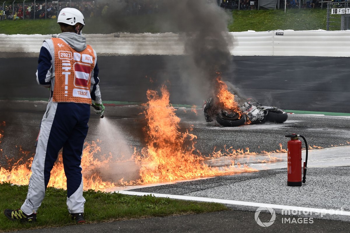 Incendio de las motos de Dani Pedrosa y Lorenzo Savadori