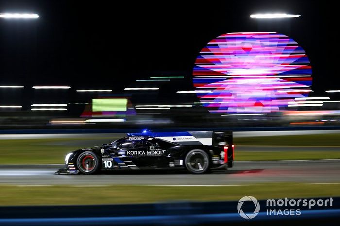 #10 Wayne Taylor Racing Cadillac DPi: Renger Van Der Zande, Jordan Taylor, Fernando Alonso, Kamui Kobayashi