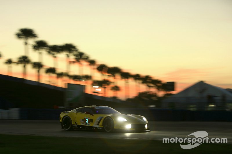 #3 Corvette Racing Corvette C7.R: Jan Magnussen, Antonio Garcia, Mike Rockenfeller
