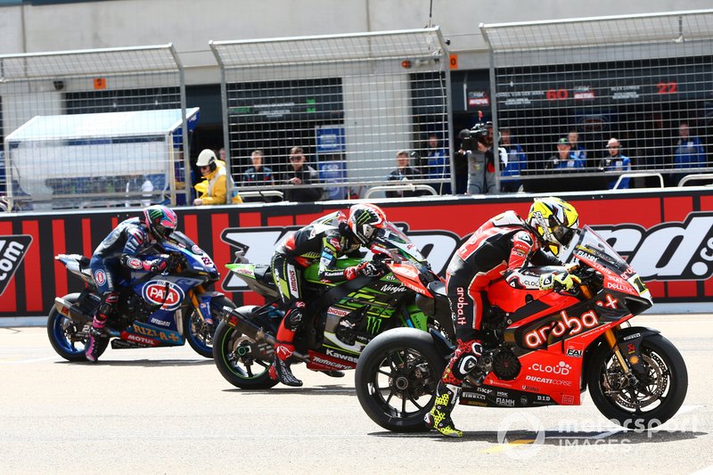 Alvaro Bautista, Aruba.it Racing-Ducati Team, Jonathan Rea, Kawasaki Racing, Alex Lowes, Pata Yamaha start