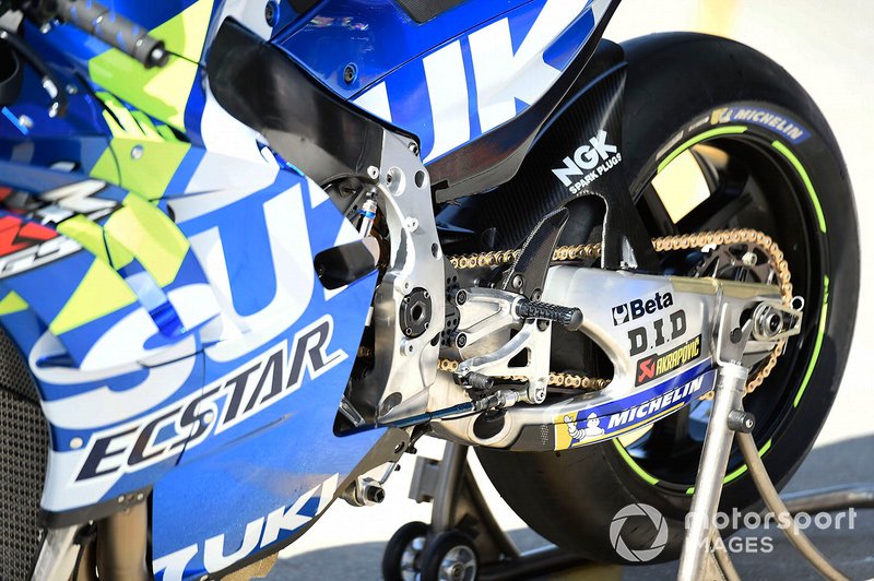 Team Suzuki MotoGP bike detalle