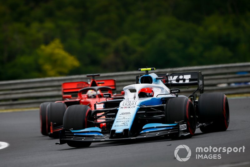 Robert Kubica, Williams FW42, Sebastian Vettel, Ferrari SF90