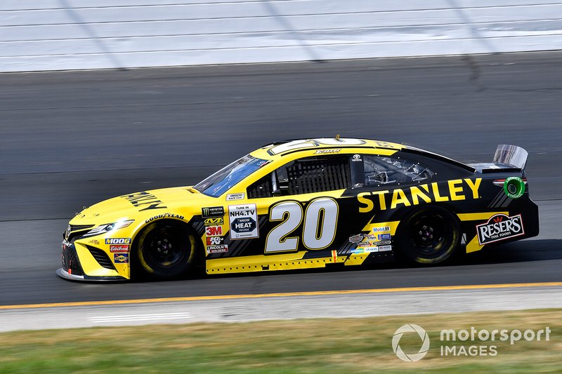 Erik Jones, Joe Gibbs Racing, Toyota Camry STANLEY