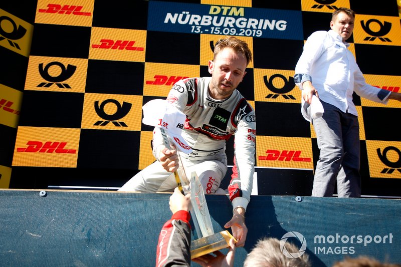 Podio: Il vincitore della gara René Rast, Audi Sport Team Rosberg