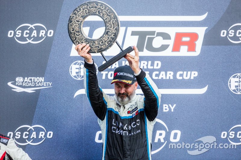 Podio: il vincitore della gara Yvan Muller, Cyan Racing Lynk & Co 03 TCR
