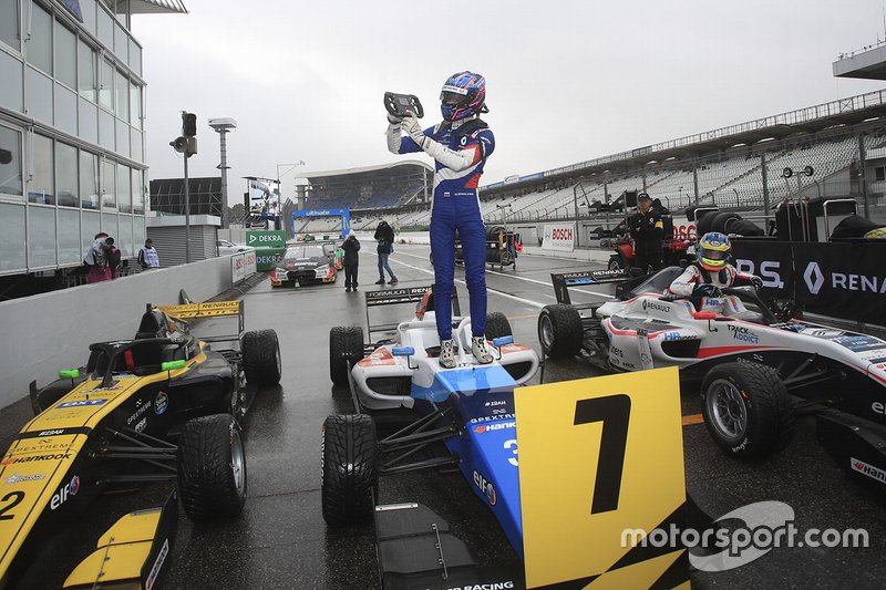 Gara 2: il vincitore Alexander Smolyar, R-ACE GP