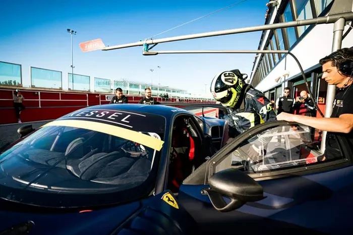 Valention Rossi prova la Ferrari 488 GT3 Kessel Racing