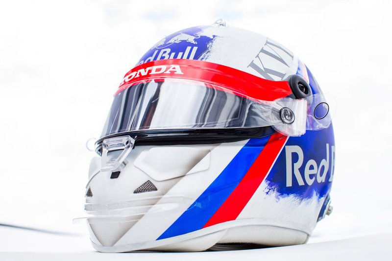 El casco de Daniil Kvyat, Toro Rosso, para el GP de Rusia (no le dejaron usarlo)