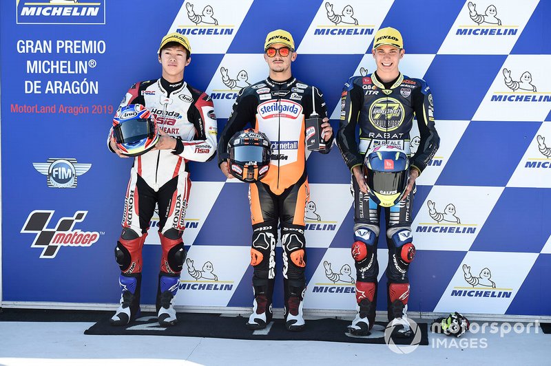 Polesitter Aron Canet, Max Racing Team, secondo classificato Ai Ogura, Honda Team Asia, terzo classificato Carlos Tatay, Fundacion Andreas Perez 77