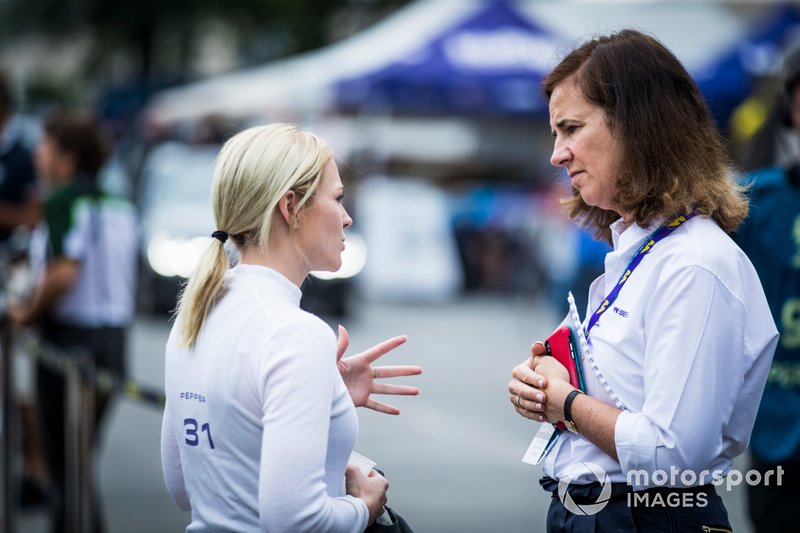 Tasmin Pepper talking to Catherine Bond Muir, CEO