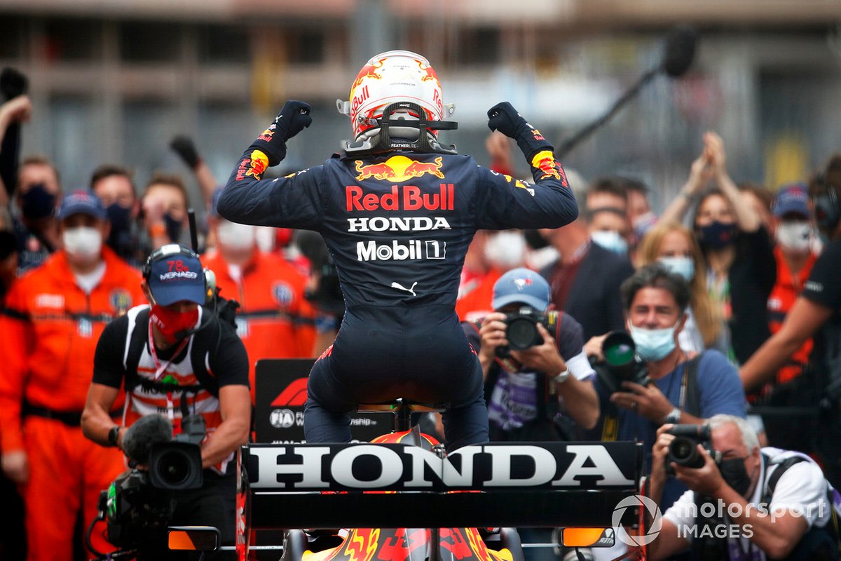 Max Verstappen, Red Bull Racing RB16B