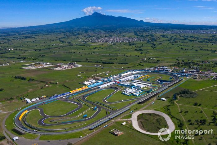 Vista aérea del Autódromo Miguel E. Abed