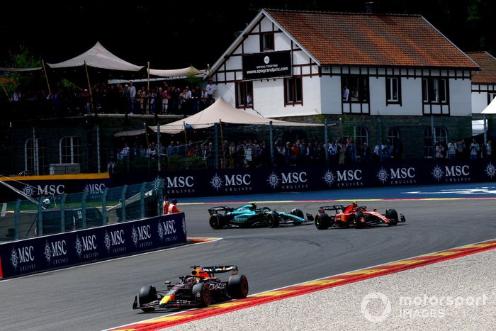 Max Verstappen, Red Bull Racing RB19, Carlos Sainz, Ferrari SF-23, Fernando Alonso, Aston Martin AMR23