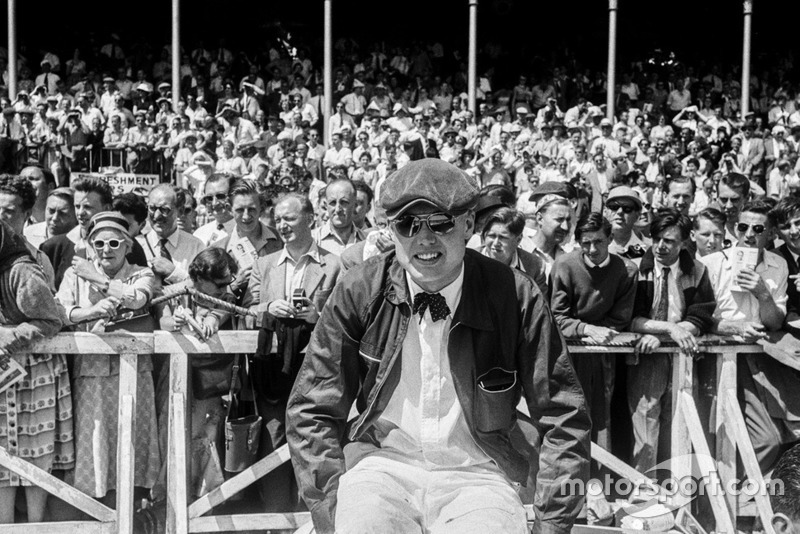 1: Mike Hawthorn (1958)