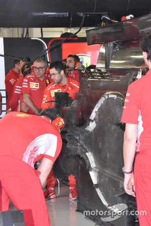 Ferrari SF71H piso bajo cubierta